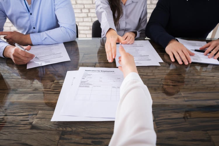 Cómo contratar talento en 2025: procesos, canales, herramientas y cultura Cómo contratar talento en 2025: procesos, canales, herramientas y cultura