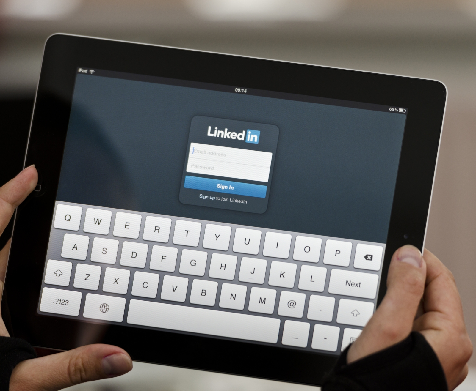 linkedin-tablet-empresa