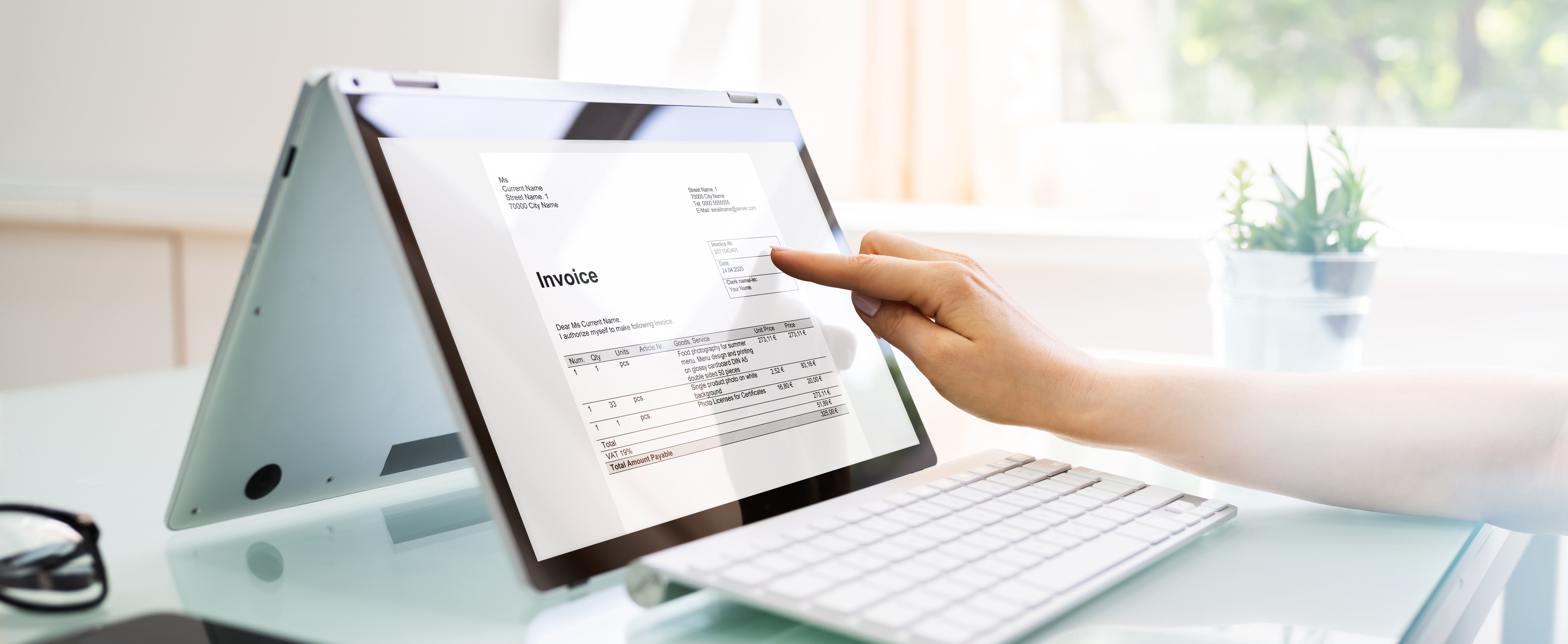 Factura electrónica obligatoria para autónomos y pequeñas empresas: todas las claves