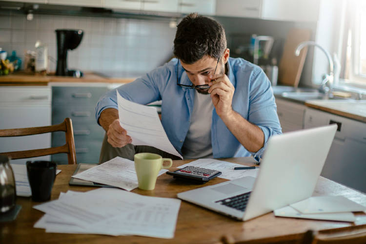 hombre-empresa-fiscalidad-ahorro-productos hombre-empresa-fiscalidad-ahorro-productos