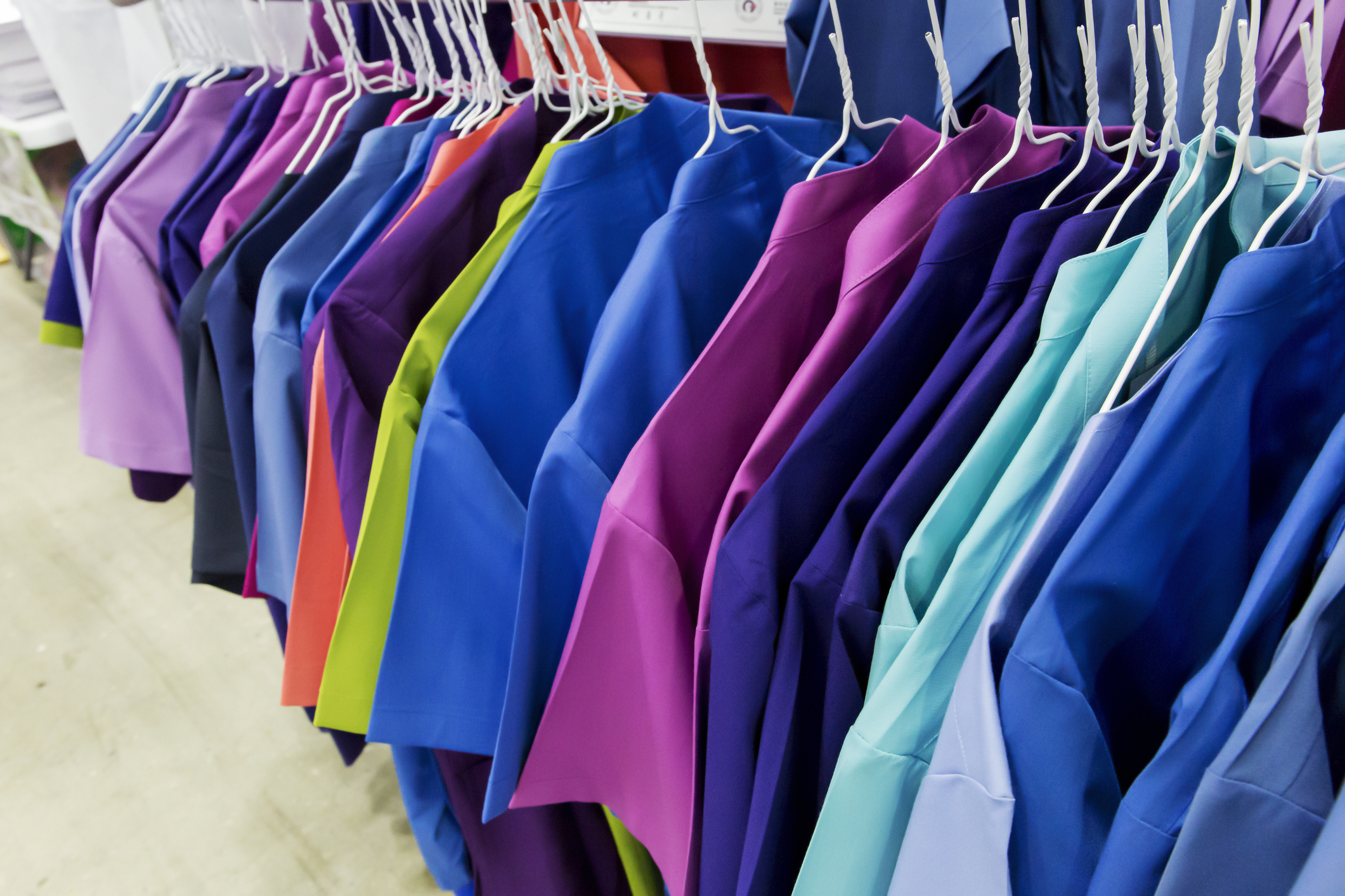 Qué es la psicología del color y cómo puede ayudarte a vender