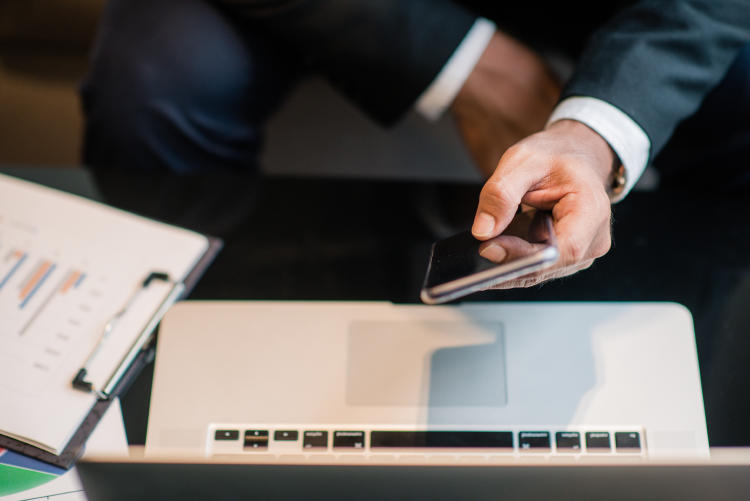 Mitos y realidades de los ciberataques a empresas Mitos y realidades de los ciberataques a empresas