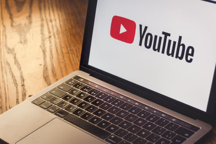 Como un vídeo puede cambiarte la vida. La historia de éxito de YouTube3 Editorial Use Only Como un vídeo puede cambiarte la vida. La historia de éxito de YouTube