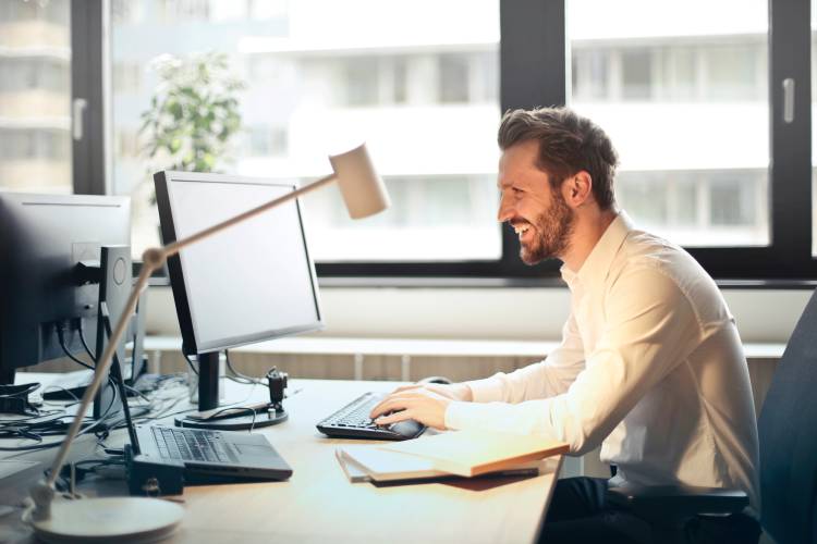 oficina-luz-servicios-empresa. oficina-luz-servicios-empresa.