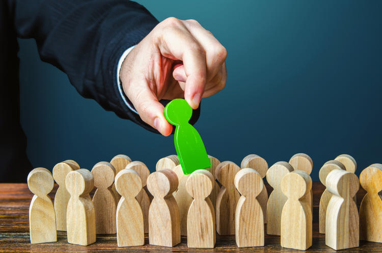 Los perfiles profesionales más buscados por las empresas en 2025 Los perfiles profesionales más buscados por las empresas en 2025