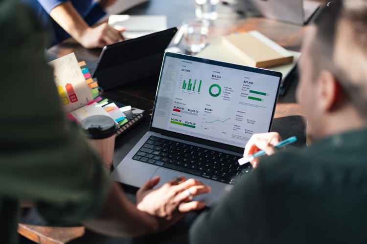 Qué es un pico de ventas y consejos para gestionarlo Qué es un pico de ventas y consejos para gestionarlo
