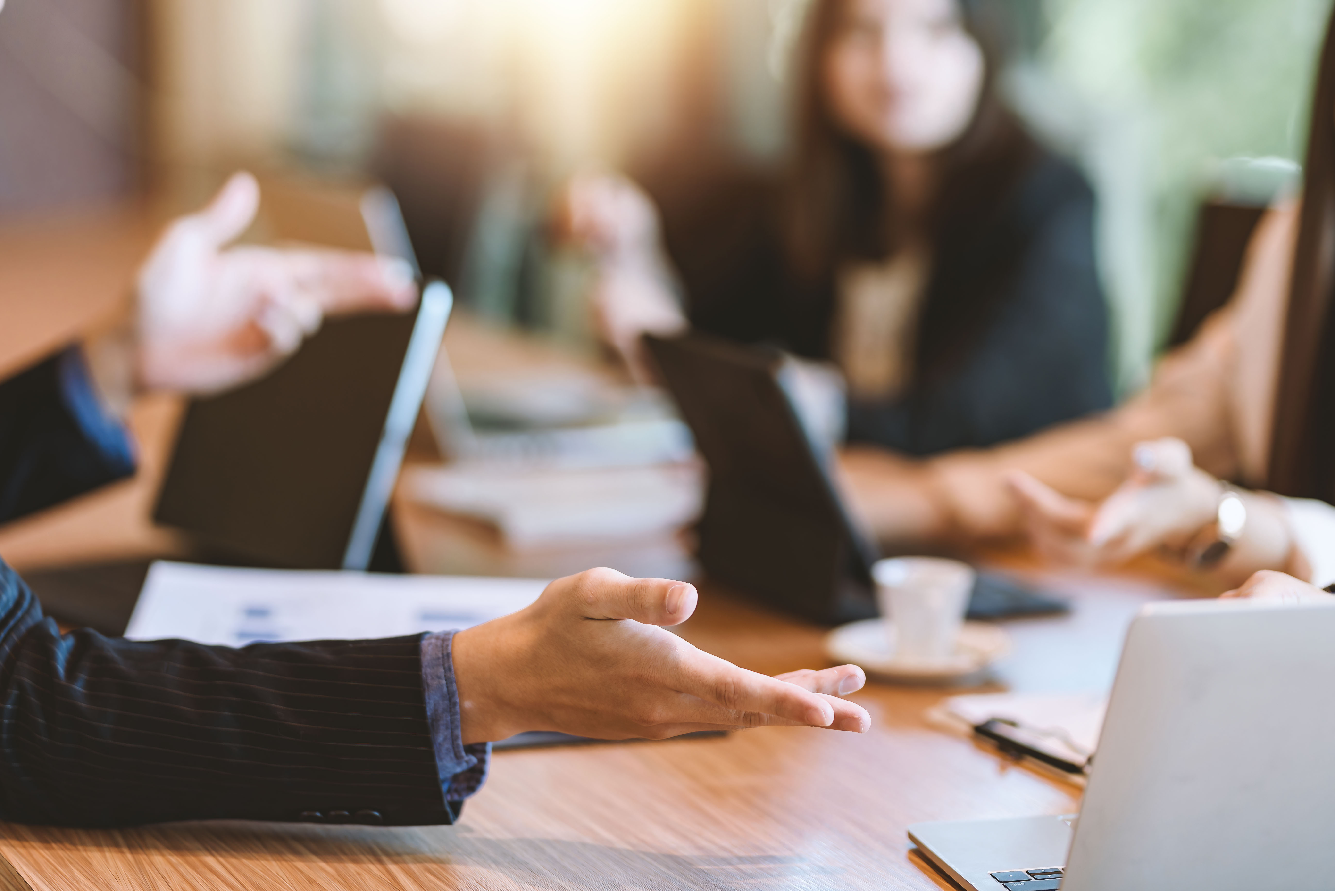 ¿Y si tu empresa no necesita oficina? Guía para pasar a full remoto sin morir en el intento