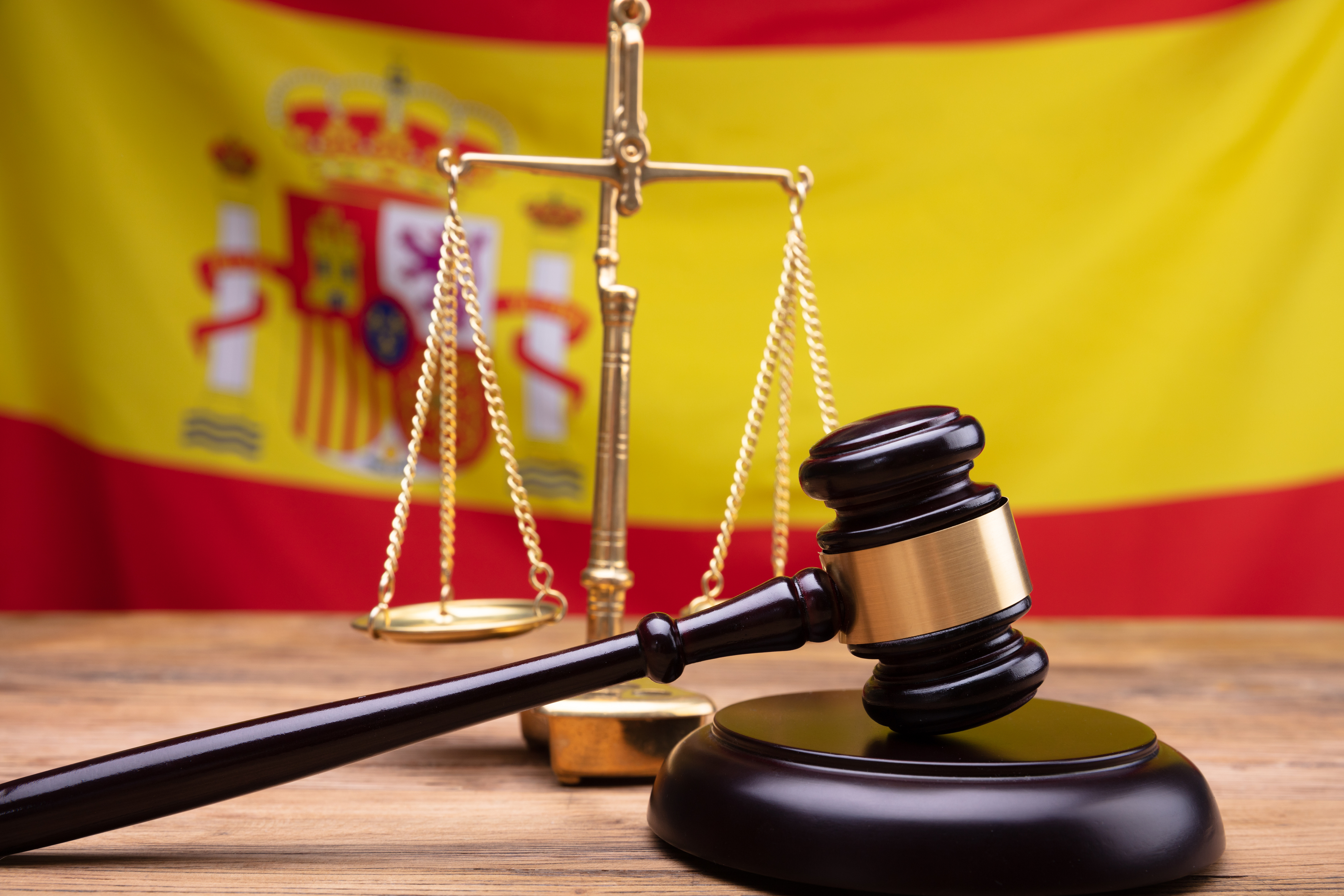 Las cláusulas que pueden salvar tu negocio (y casi nadie incluye en sus contratos)