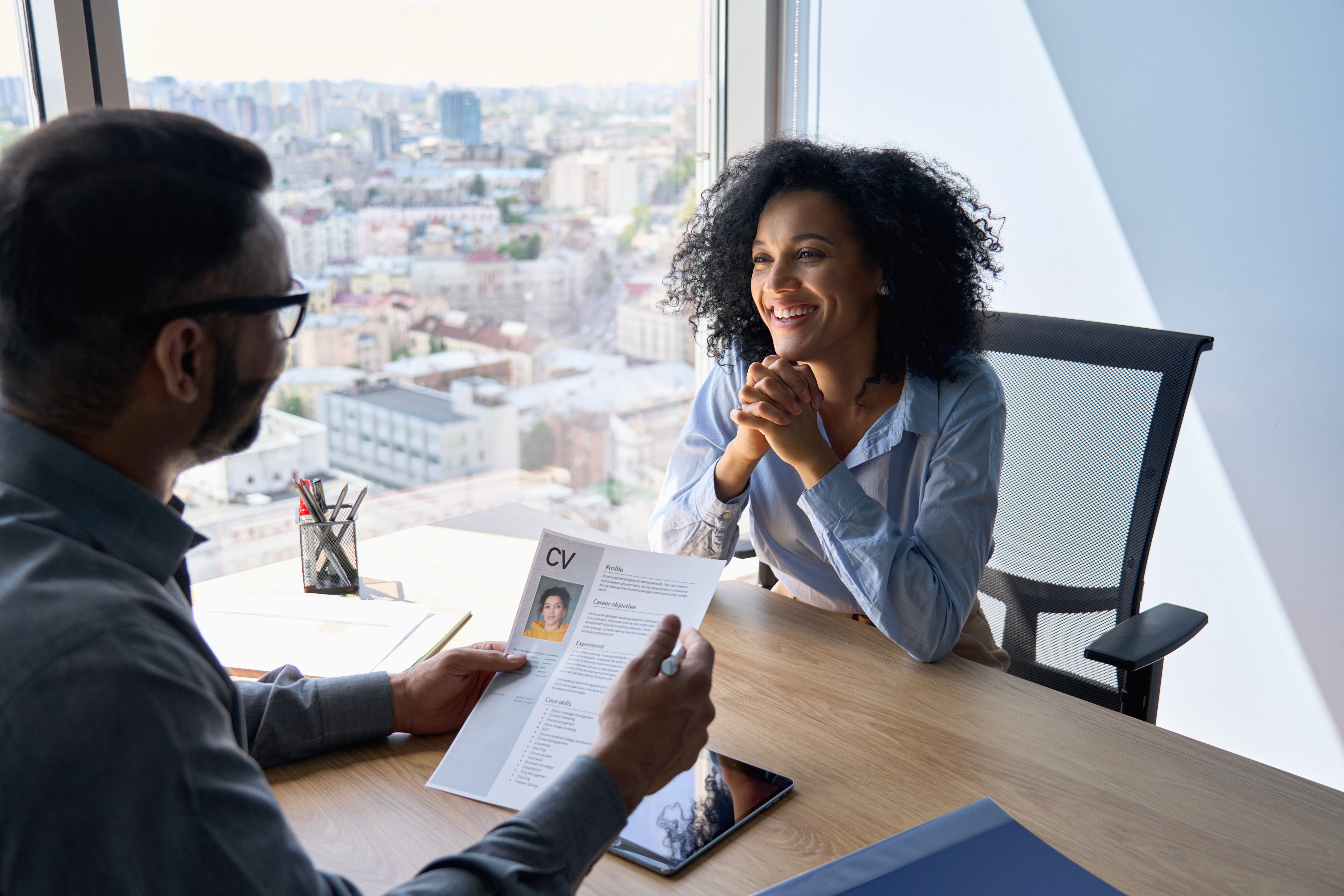 Cómo crear ofertas de empleo que realmente atraigan candidatos