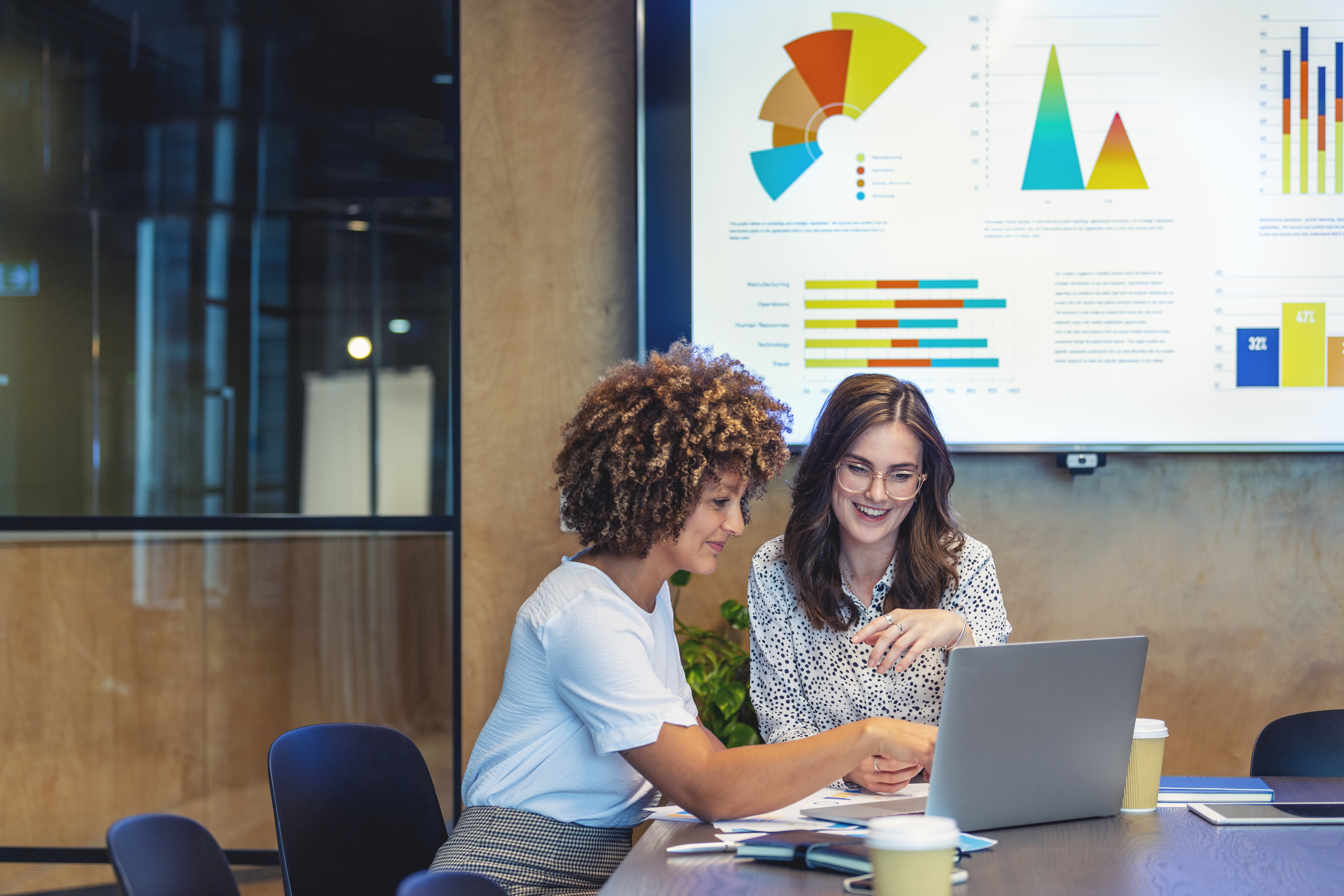 Monetizar datos de uso y hábitos del cliente de forma ética y legal