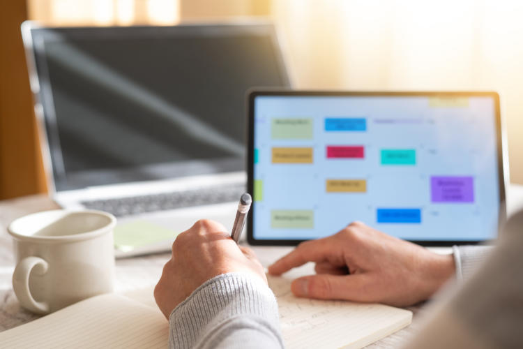 Cómo medir la productividad real en equipos digitales Cómo medir la productividad real en equipos digitales