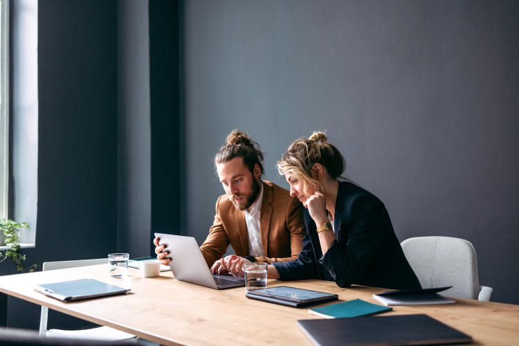 Guía para entender y analizar las métricas de LinkedIn Guía para entender y analizar las métricas de LinkedIn